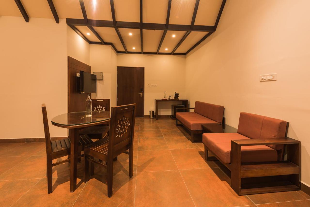 Trivers Resort Munnar Exterior photo