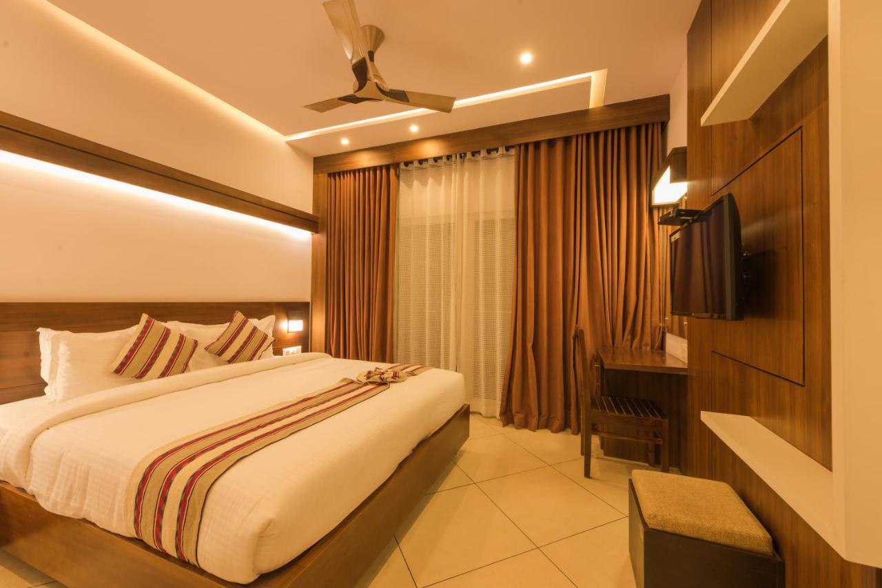 Trivers Resort Munnar Exterior photo